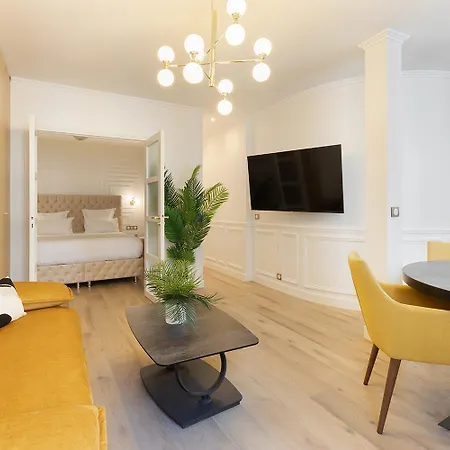 Pick A Flat's In Montmartre - Rue Gauthey *