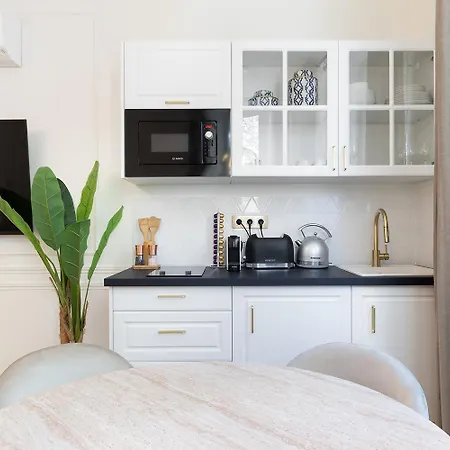 Pick A Flat's In Batignolles - Rue Gauthey