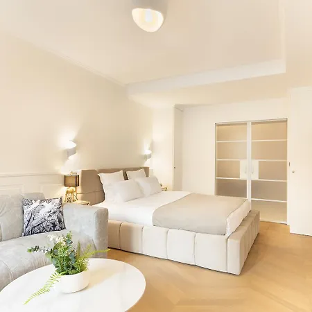 Pick A Flat's In Montmartre - Rue Gauthey Paris